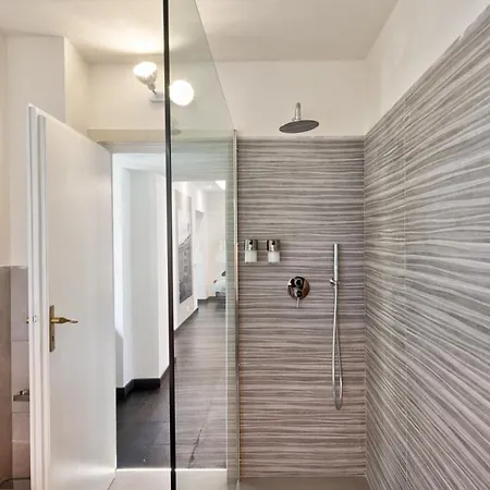 Appartamento Acadamis - Garibaldi 9 Bis - Piazza Castello