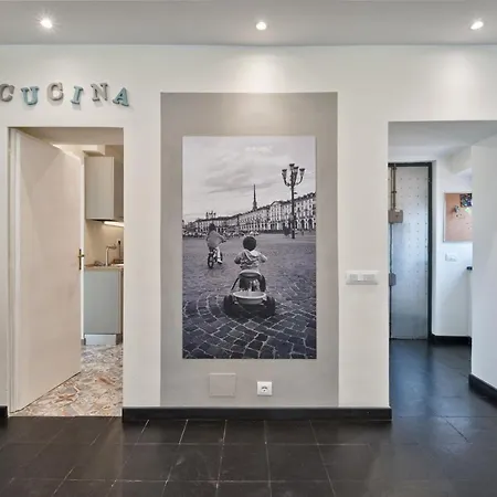 Acadamis - Garibaldi 9 Bis - Piazza Castello Appartamento Torino